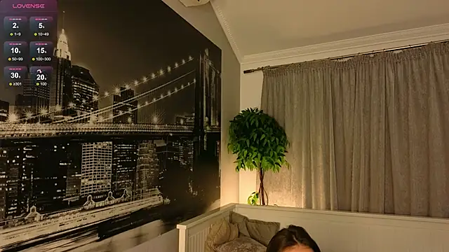 Snapshot of Angelic_kiss chatting on 12-21-25, 09:11 Angelic kiss online show from 12-21-25, 09:11