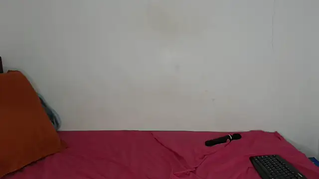 Snapshot of Belle2556 chatting on 03-03-26, 12:44 Belle2556 online show from 03-03-26, 12:44