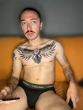 andreacreator online show from 07-05-26, 07:10