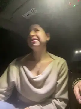 Snapshot of coupledeea chatting on 02-19-26, 08:27 coupledeea online show from 02-19-26, 08:27