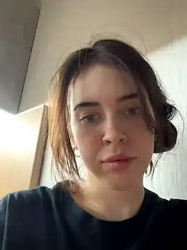 Snapshot of Kimberlybondd chatting on 12-18-25, 09:43 Kimberlybondd online show from 12-18-25, 09:43