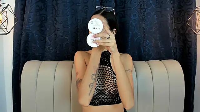 Snapshot of sara_stonems chatting on 02-23-26, 12:24 sara stonems online show from 02-23-26, 12:24