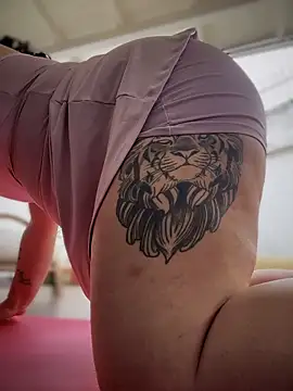 VanesssaMilf  online show from 01-16-26, 07:51