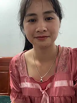 Him MountainGirl online show from 04-23-26, 12:51