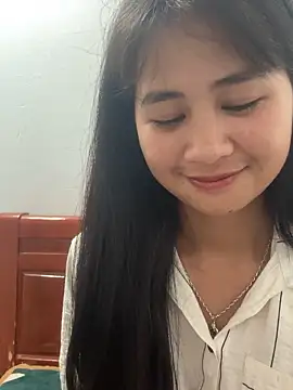 Him MountainGirl online show from 04-28-26, 02:27