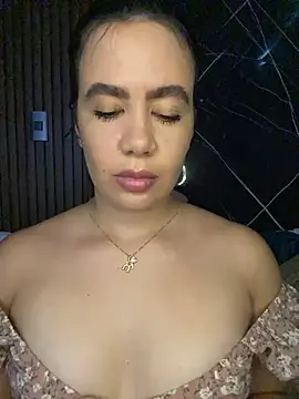 Snapshot of ValentinaEliot chatting on 02-07-26, 03:27 ValentinaEliot online show from 02-07-26, 03:27