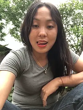 Snapshot of bae-asian chatting on 04-30-26, 10:32 bae-asian online show from 04-30-26, 10:32