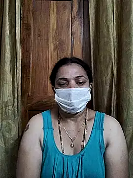 Snapshot of bhavyasri_55 chatting on 12-19-25, 02:18 bhavyasri 55 online show from 12-19-25, 02:18