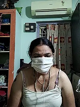 Snapshot of bhavyasri_55 chatting on 12-22-25, 11:57 bhavyasri 55 online show from 12-22-25, 11:57