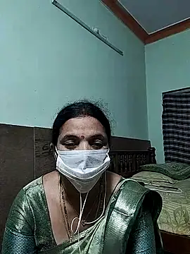 Snapshot of bhavyasri_55 chatting on 02-01-26, 10:47 bhavyasri 55 online show from 02-01-26, 10:47