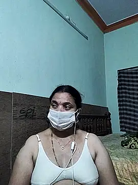 Snapshot of bhavyasri_55 chatting on 02-03-26, 01:04 bhavyasri 55 online show from 02-03-26, 01:04