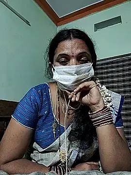 Snapshot of bhavyasri_55 chatting on 02-15-26, 09:19 bhavyasri 55 online show from 02-15-26, 09:19