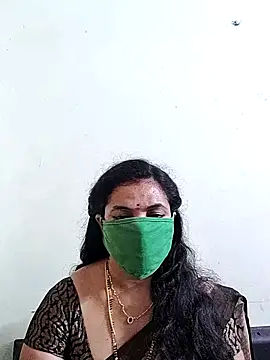 Snapshot of bhavyasri_55 chatting on 03-10-26, 04:17 bhavyasri 55 online show from 03-10-26, 04:17