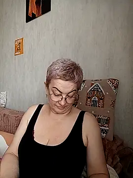 Snapshot of Bastet422111 chatting on 02-11-26, 09:36 Bastet422111 online show from 02-11-26, 09:36