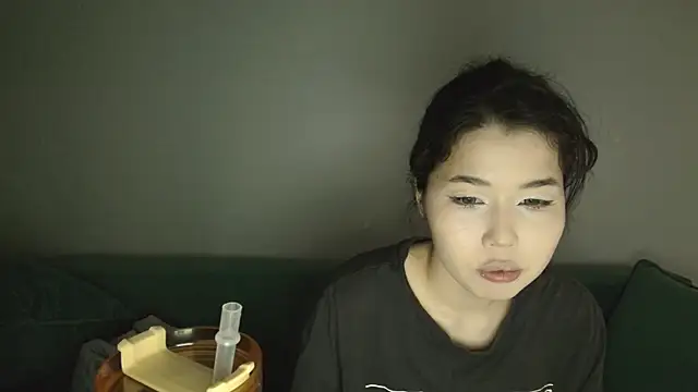 Snapshot of kimyjina chatting on 05-26-26, 03:02 kimyjina online show from 05-26-26, 03:02