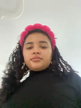 Snapshot of ladulcemary_ chatting on 01-13-26, 01:27 ladulcemary online show from 01-13-26, 01:27