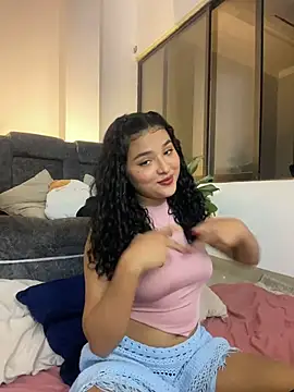 Snapshot of ladulcemary_ chatting on 01-15-26, 01:21 ladulcemary online show from 01-15-26, 01:21