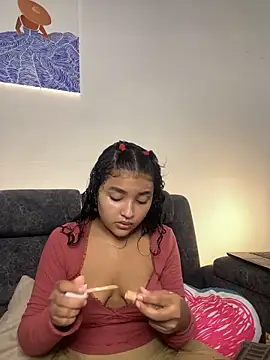 Snapshot of ladulcemary_ chatting on 02-21-26, 03:13 ladulcemary online show from 02-21-26, 03:13