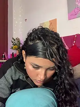 Snapshot of ladulcemary_ chatting on 02-22-26, 04:05 ladulcemary online show from 02-22-26, 04:05