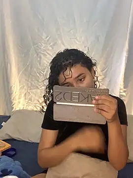 Snapshot of ladulcemary_ chatting on 03-08-26, 04:11 ladulcemary online show from 03-08-26, 04:11