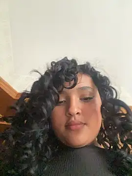 Snapshot of ladulcemary_ chatting on 03-13-26, 01:18 ladulcemary online show from 03-13-26, 01:18