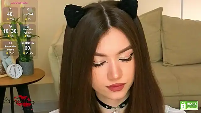 oliviaah  online show from 03-31-26, 03:12