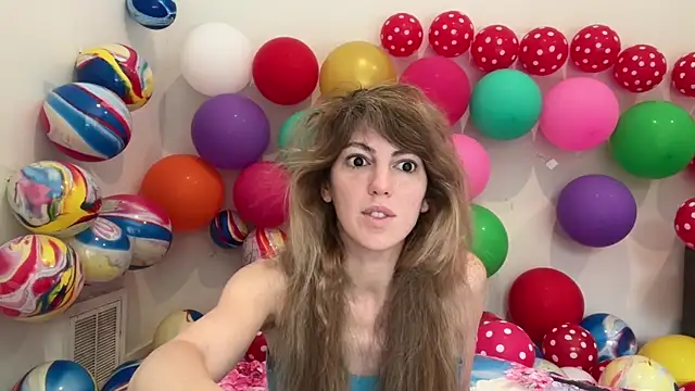 Snapshot of CelestialRuby chatting on 02-22-26, 03:43 CelestialRuby online show from 02-22-26, 03:43