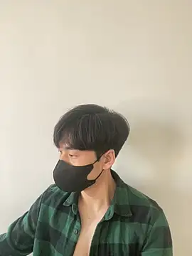 Snapshot of kimze7 chatting on 02-02-26, 08:13 kimze7 online show from 02-02-26, 08:13