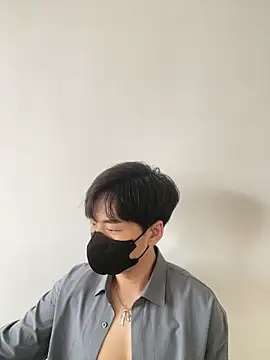 Snapshot of kimze7 chatting on 02-22-26, 01:51 kimze7 online show from 02-22-26, 01:51