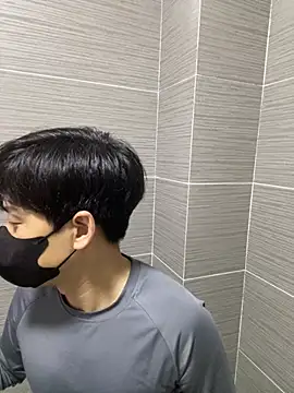 Snapshot of kimze7 chatting on 03-04-26, 03:40 kimze7 online show from 03-04-26, 03:40