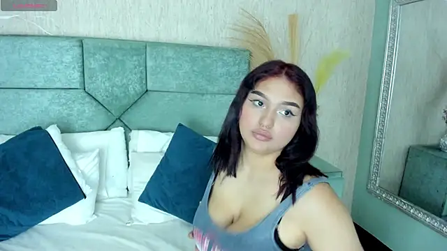 Snapshot of NaomySakura chatting on 01-14-26, 08:03 NaomySakura online show from 01-14-26, 08:03