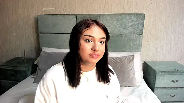 Snapshot of NaomySakura chatting on 02-13-26, 08:27 NaomySakura online show from 02-13-26, 08:27