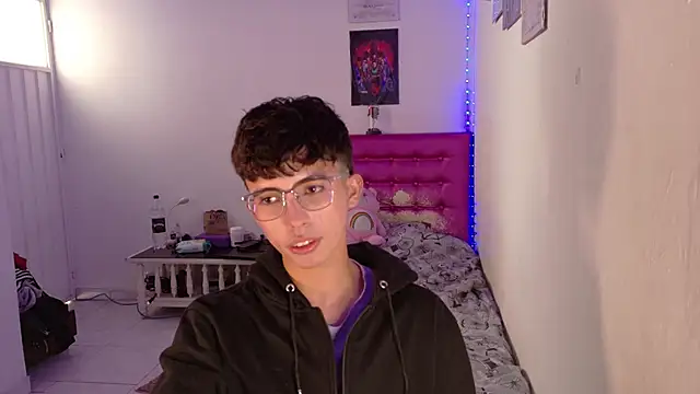 Snapshot of Dani_Dancer chatting on 01-14-26, 07:19 Dani Dancer online show from 01-14-26, 07:19