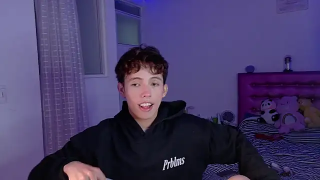 Snapshot of Dani_Dancer chatting on 02-09-26, 01:09 Dani Dancer online show from 02-09-26, 01:09