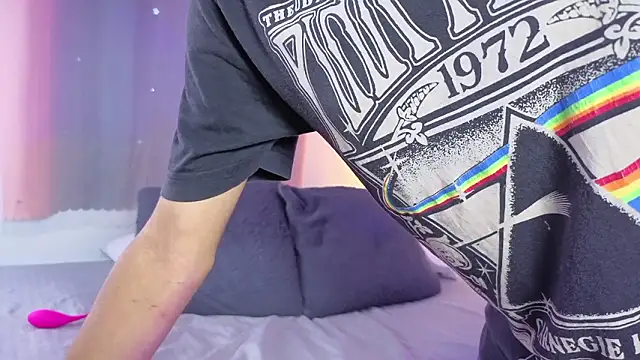 channel conner05 online show from 03-11-26, 01:50