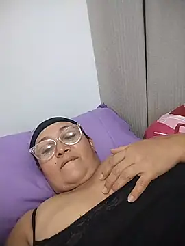 Nini Love  online show from 02-13-26, 03:02