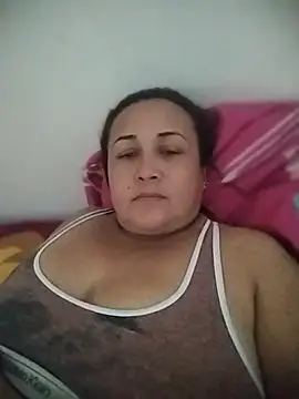 Nini Love  online show from 05-18-26, 04:35