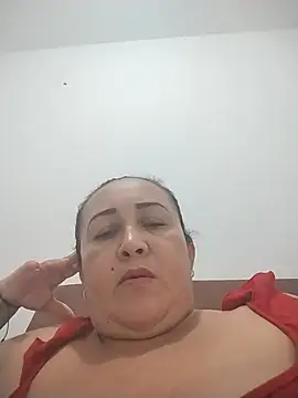 Snapshot of Nini_Love_ chatting on 06-21-26, 04:26 Nini Love online show from 06-21-26, 04:26