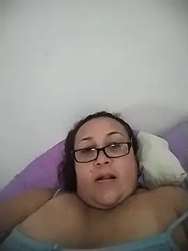 Snapshot of Nini_Love_ chatting on 07-19-26, 04:54 Nini Love online show from 07-19-26, 04:54