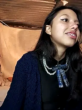 Snapshot of Princess_elia chatting on 01-16-26, 08:57 Princess elia online show from 01-16-26, 08:57