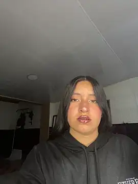 Snapshot of Agatta-X chatting on 12-22-25, 03:09 Agatta-X online show from 12-22-25, 03:09