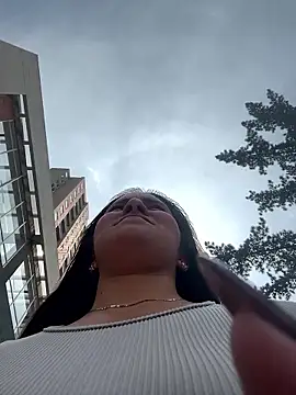 Snapshot of Agatta-X chatting on 01-05-26, 05:27 Agatta-X online show from 01-05-26, 05:27