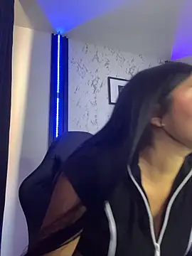 Snapshot of Agatta-X chatting on 02-17-26, 07:42 Agatta-X online show from 02-17-26, 07:42