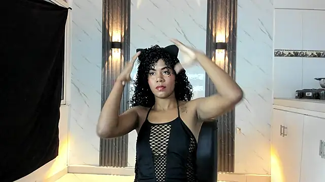 Snapshot of CaramelDesire chatting on 01-31-26, 11:47 CaramelDesire online show from 01-31-26, 11:47