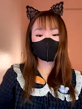 Miumeo20 online show from 12-16-25, 04:12