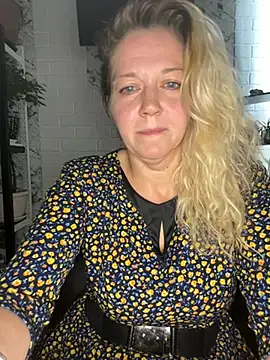 JenniferCarmen online show from 06-30-26, 03:29