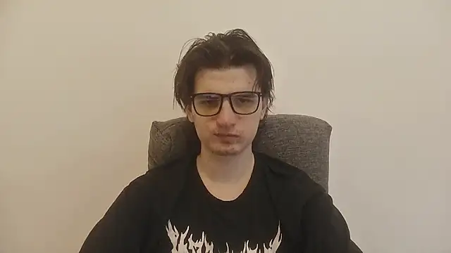 Snapshot of Hoyevnik chatting on 03-09-26, 12:09 Hoyevnik online show from 03-09-26, 12:09