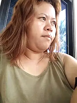 Snapshot of Melania05 chatting on 04-05-26, 11:02 Melania05 online show from 04-05-26, 11:02