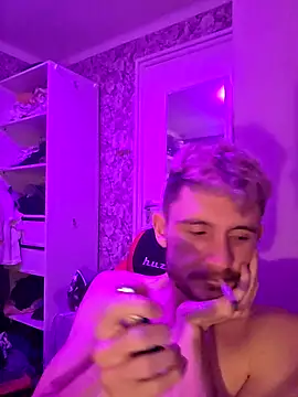 Dejvvvv95 online show from 03-13-26, 12:28