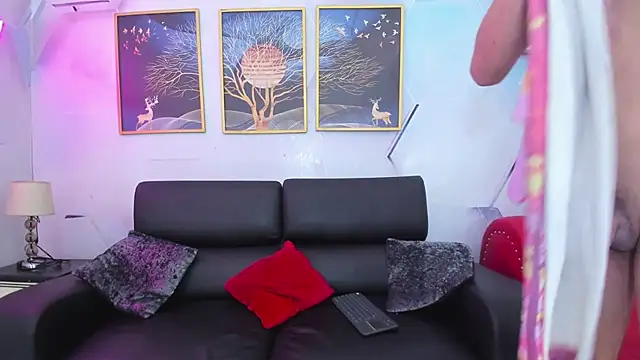 Alex jeins at online show from 03-14-26, 02:22